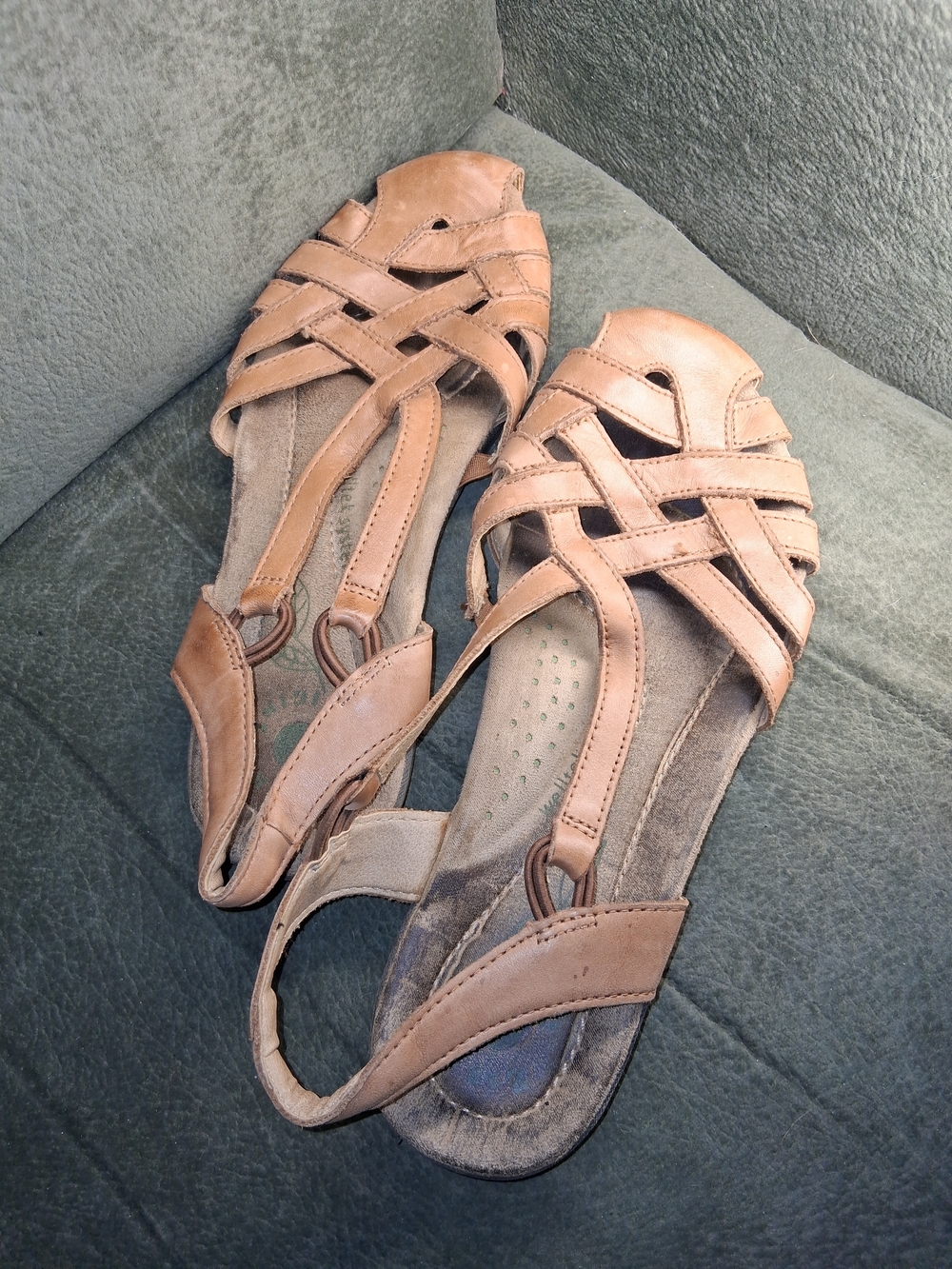 Earth Origins Women's Tan Woven Slingback Sandals